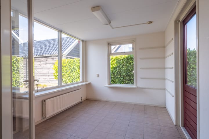 Photo 28 of It String 39