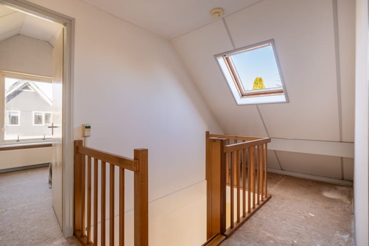 Photo 34 of It String 39