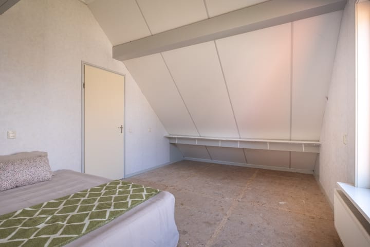 Photo 42 of It String 39