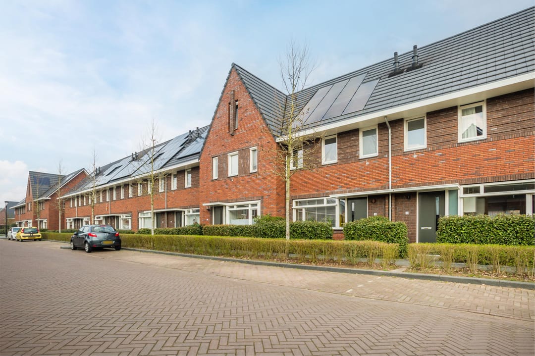 Foto 2 van Van de Weerdstraat 6