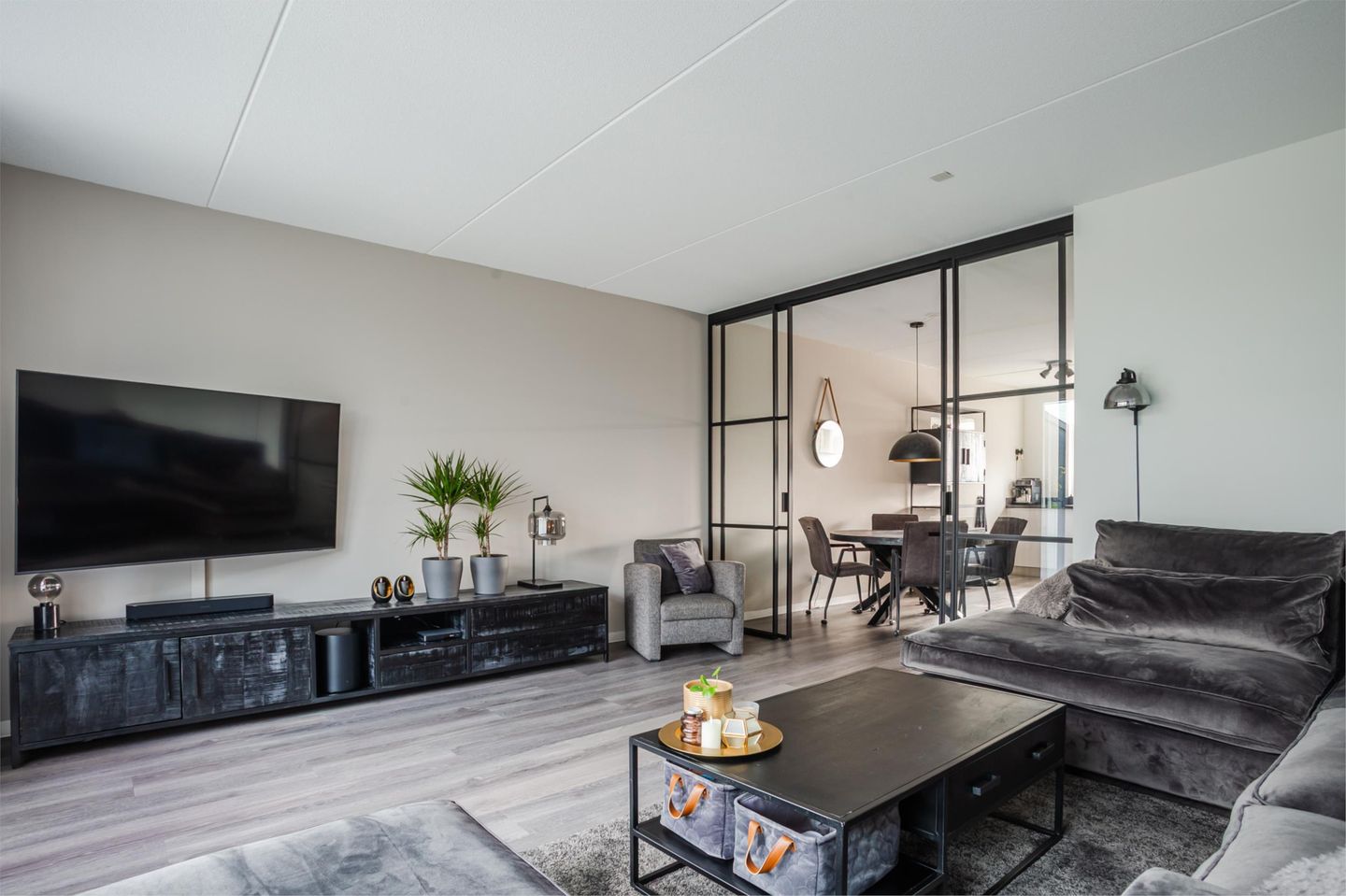 Foto 5 van Van de Weerdstraat 6