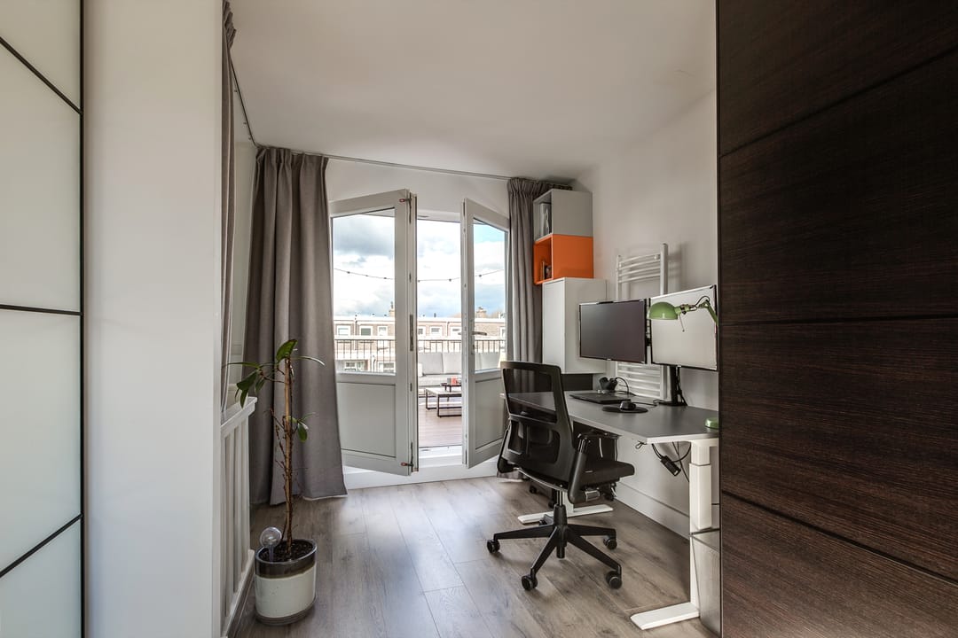 Foto 23 van Van der Dussenstraat 13-B02