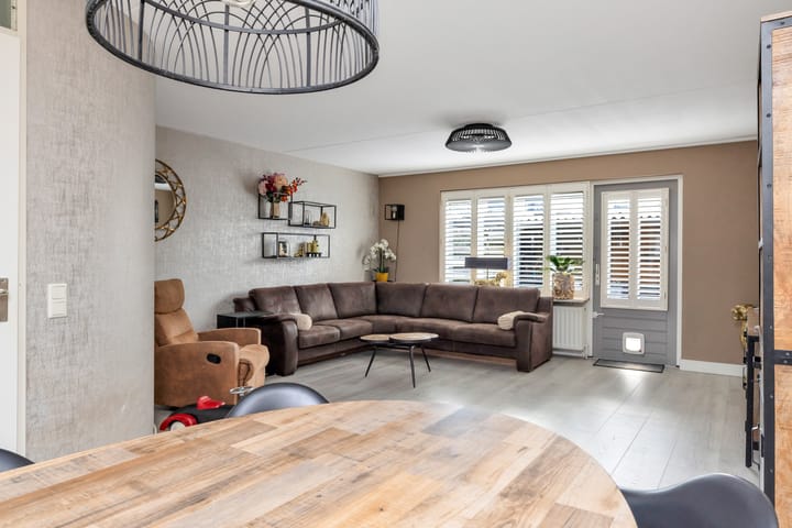 Foto 12 van Rosa Spierplantsoen 153