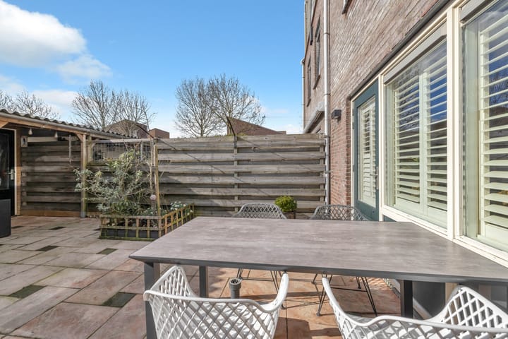 Foto 34 van Rosa Spierplantsoen 153