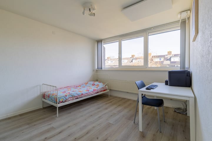 Foto 37 van Hillenraadstraat 17