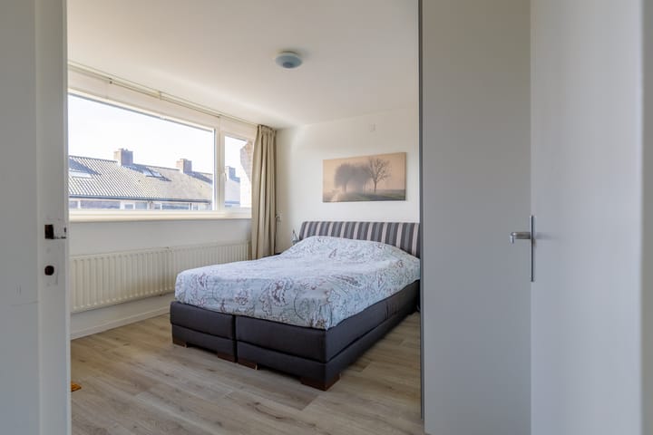 Foto 43 van Hillenraadstraat 17