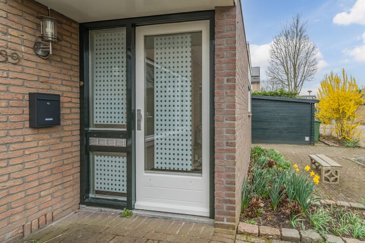 Foto 5 van Weegbree 39