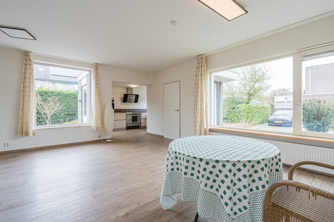 Foto 11 van Weegbree 39