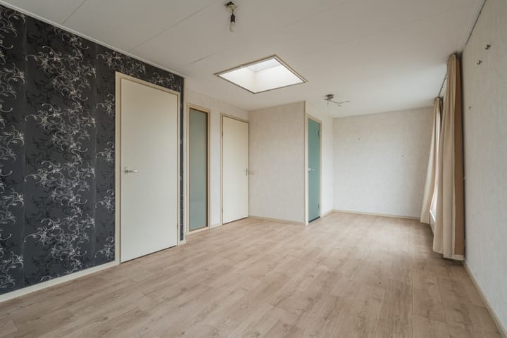 Foto 30 van Weegbree 39