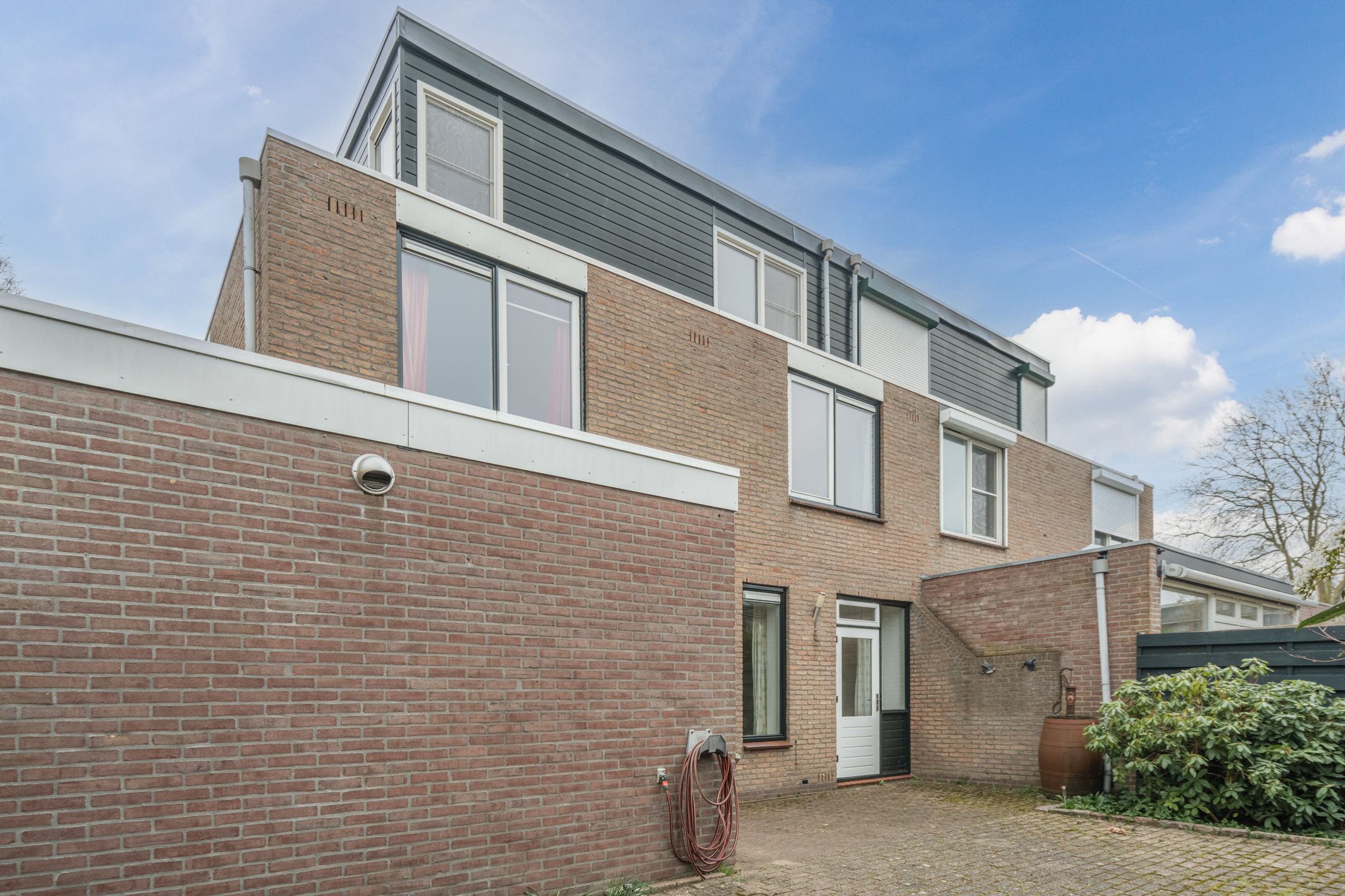 Foto 39 van Weegbree 39