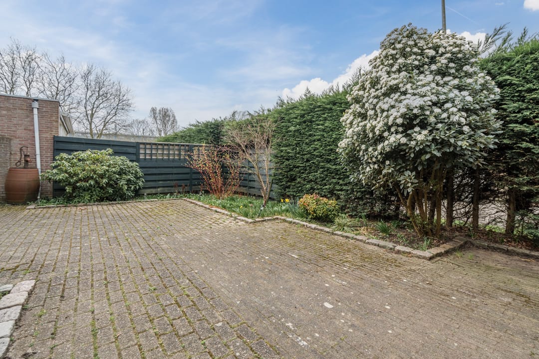 Foto 43 van Weegbree 39