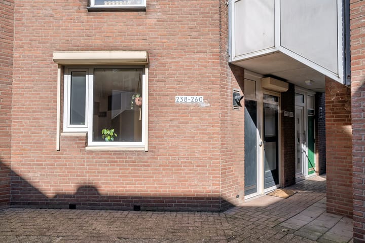 Photo 2 of Anne Frankstraat 238