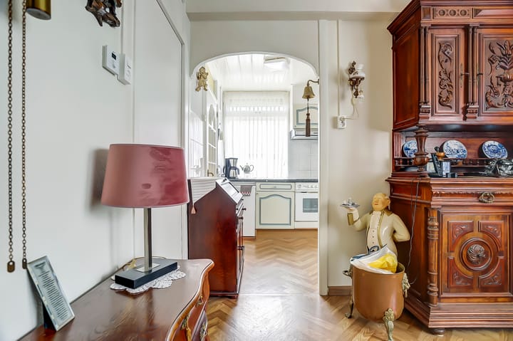 Foto 25 van Loostraat 24