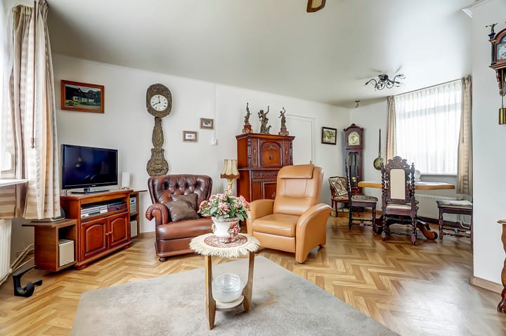 Foto 27 van Loostraat 24