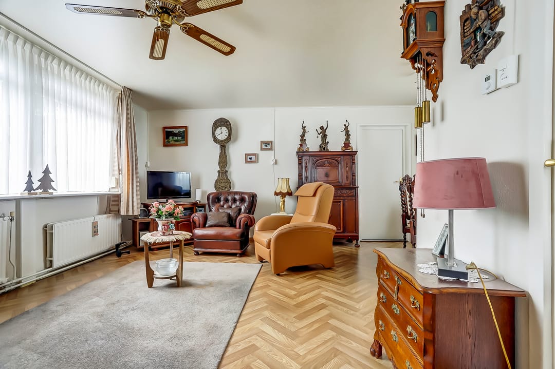 Foto 28 van Loostraat 24