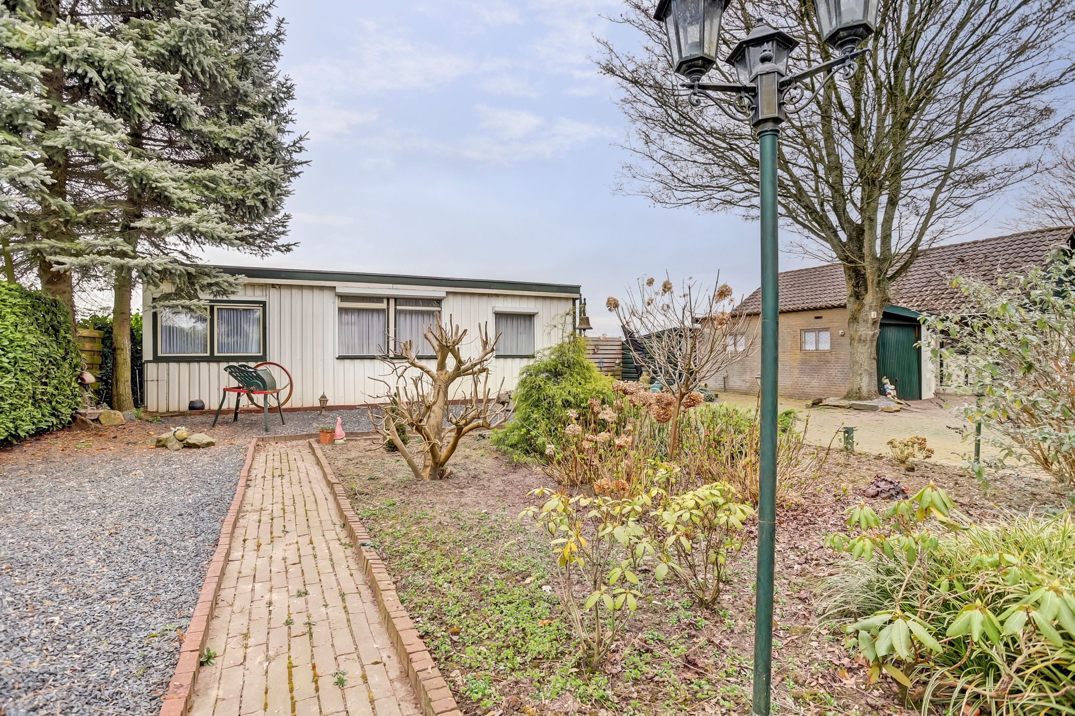 Foto 42 van Loostraat 24