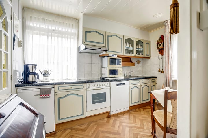 Foto 29 van Loostraat 24