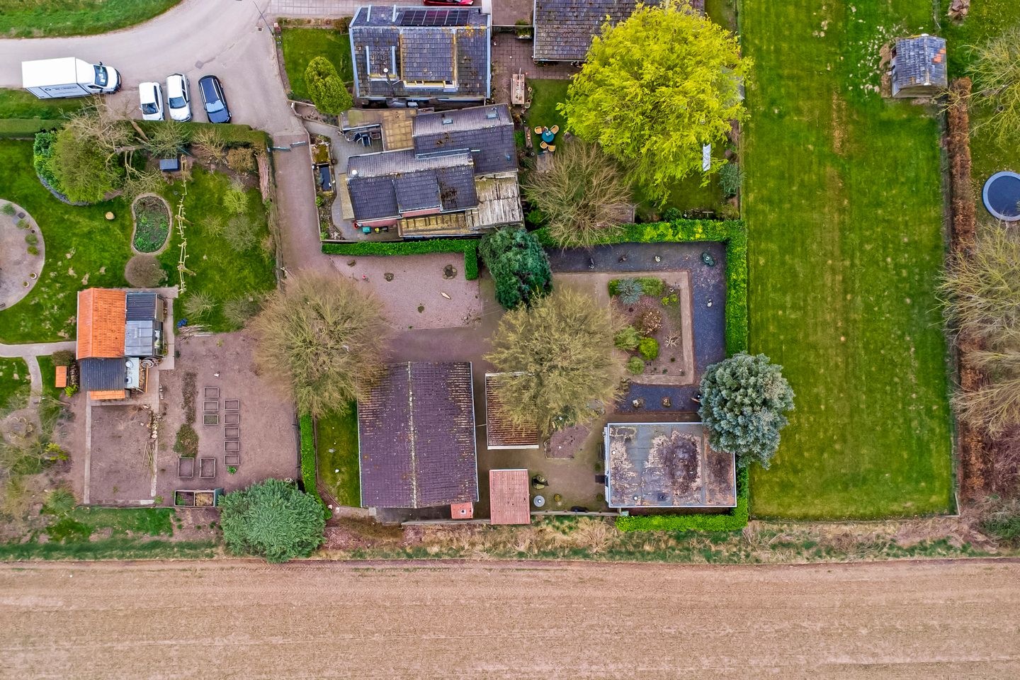 Foto 50 van Loostraat 24