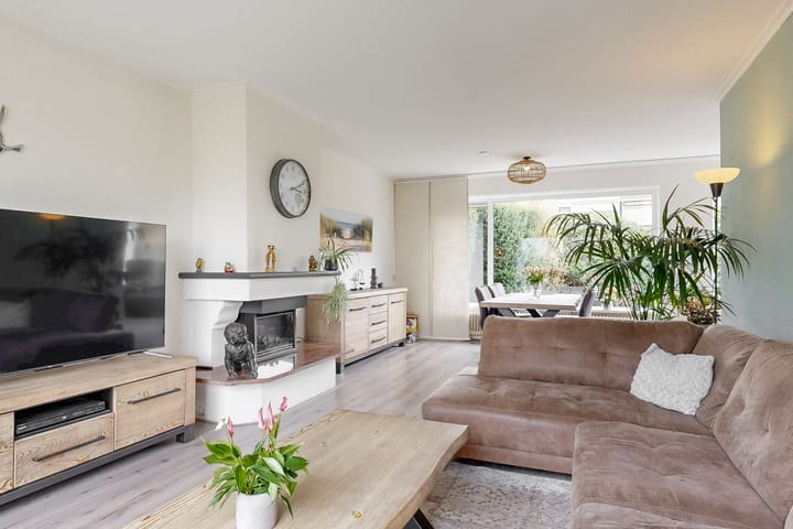 Photo 18 of Koningin Julianaweg 31