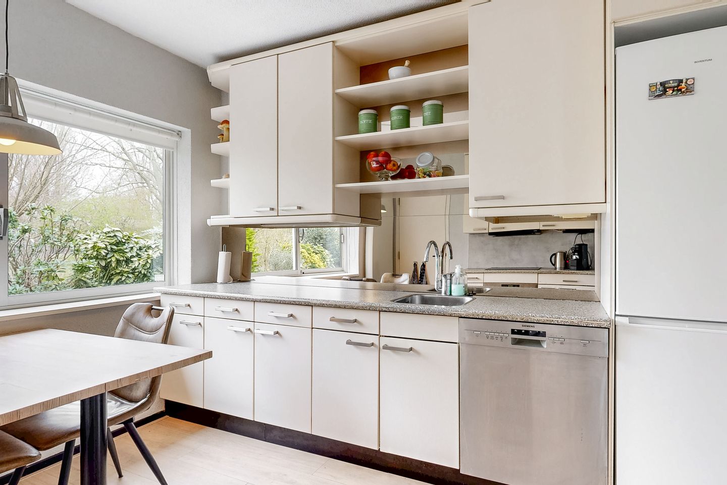 Foto 25 van Koningin Julianaweg 31