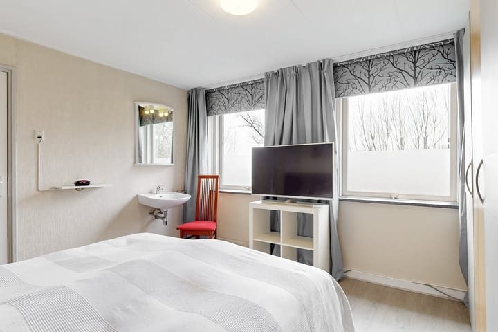 Photo 34 of Koningin Julianaweg 31