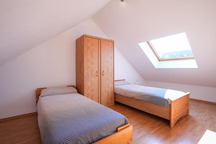 Foto 30 van Meikers 12