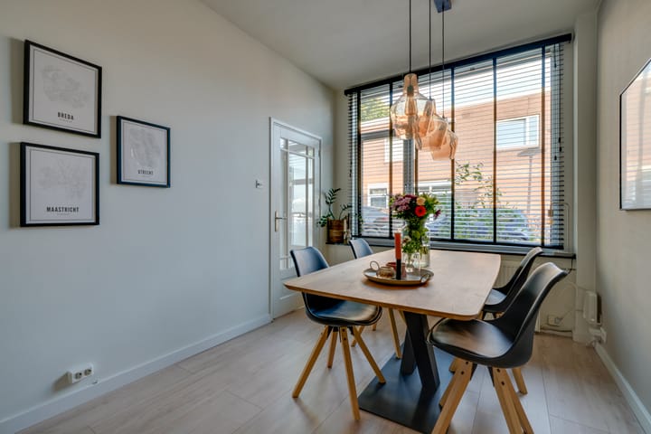 Foto 10 van Korenbloemstraat 54