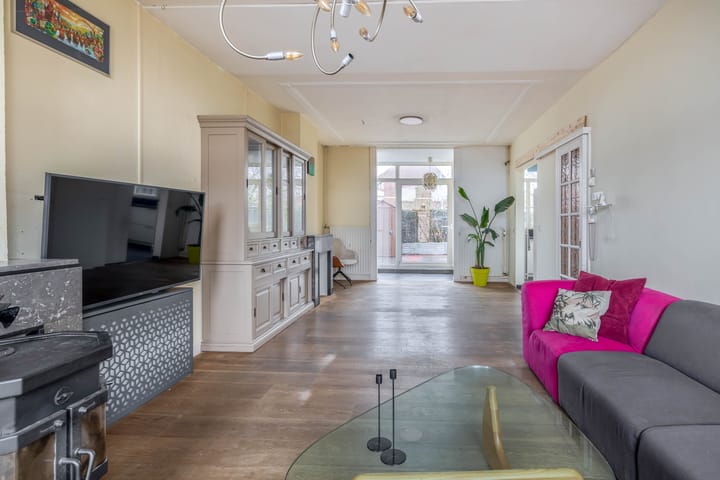 Foto 15 van Oosterstraat 76