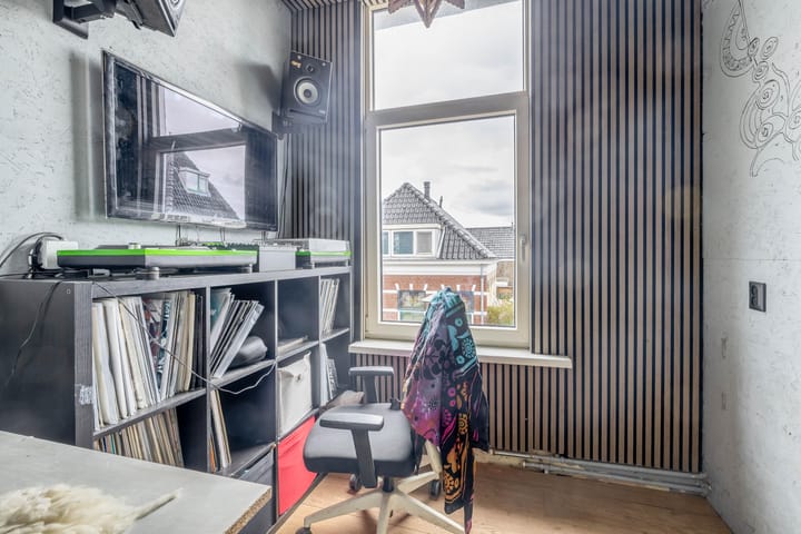 Foto 33 van Oosterstraat 76