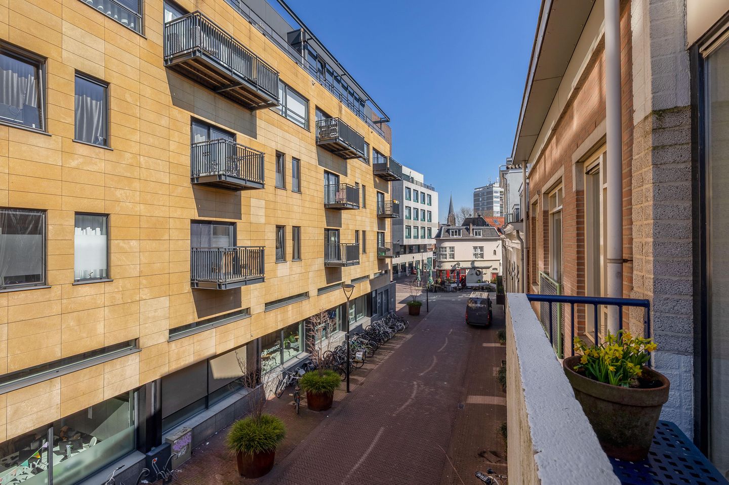 Foto 25 van Doelenstraat 18