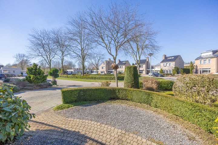 Photo 56 of Op de Hoef 9