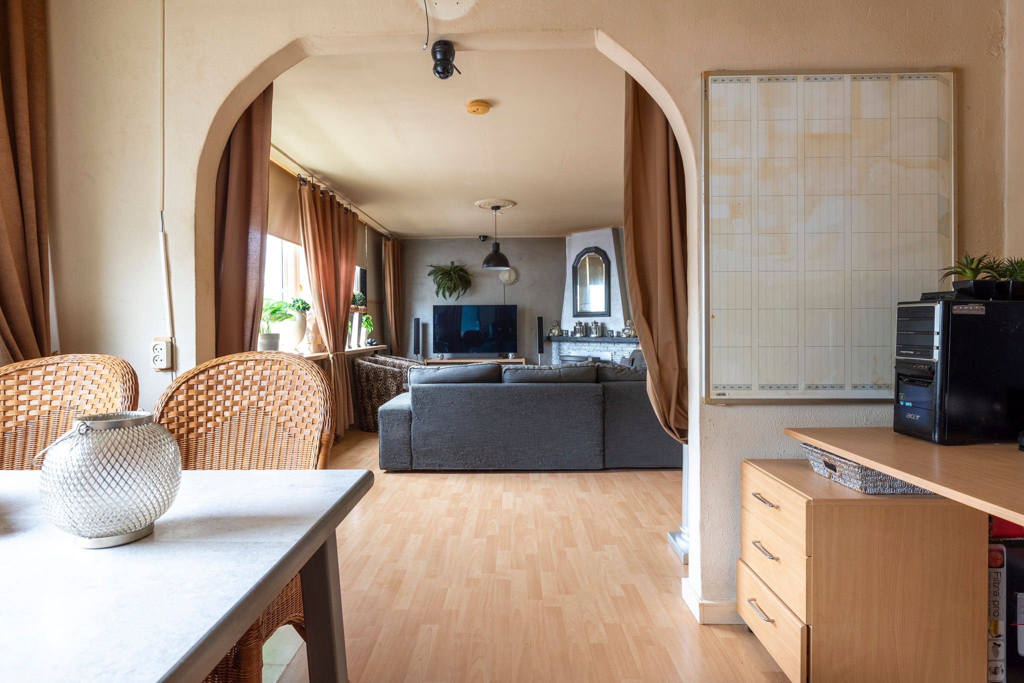 Foto 15 van Adelaarslaan 98