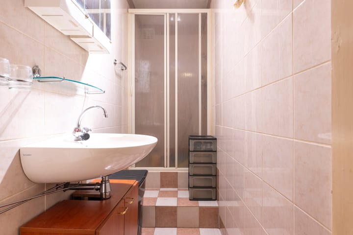 Foto 16 van Adelaarslaan 98