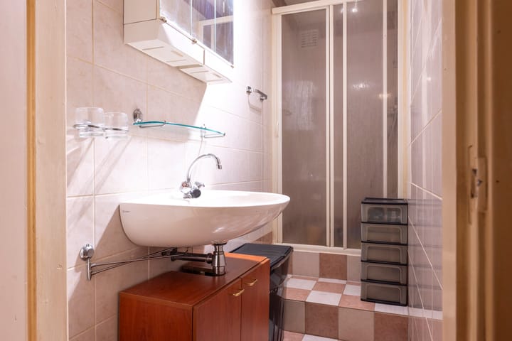 Foto 17 van Adelaarslaan 98