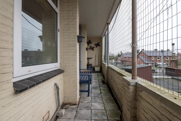 Foto 27 van Adelaarslaan 98