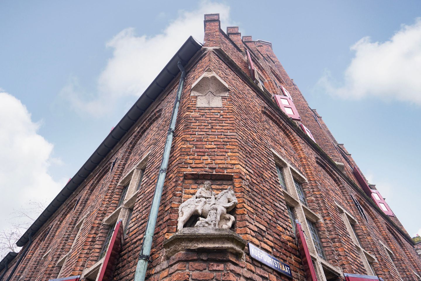 View photo 5 of Roggestraat 2