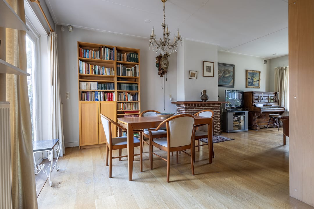 Foto 11 van Riouwstraat 55