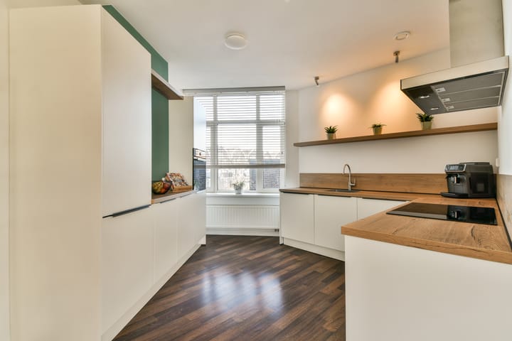 Foto 10 van Jan Willem Frisostraat 46-B