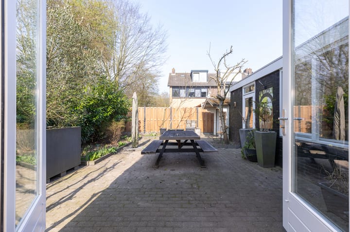 Foto 20 van Hugo de Grootsingel 70