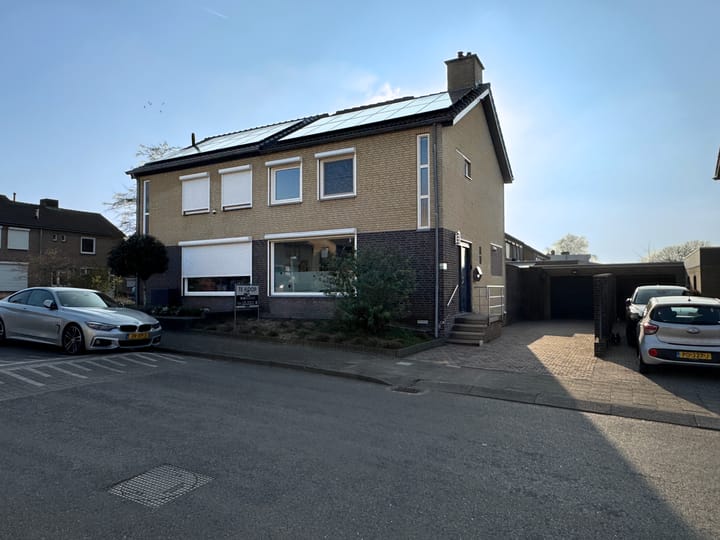 Foto 1 van Tuinstraat 1