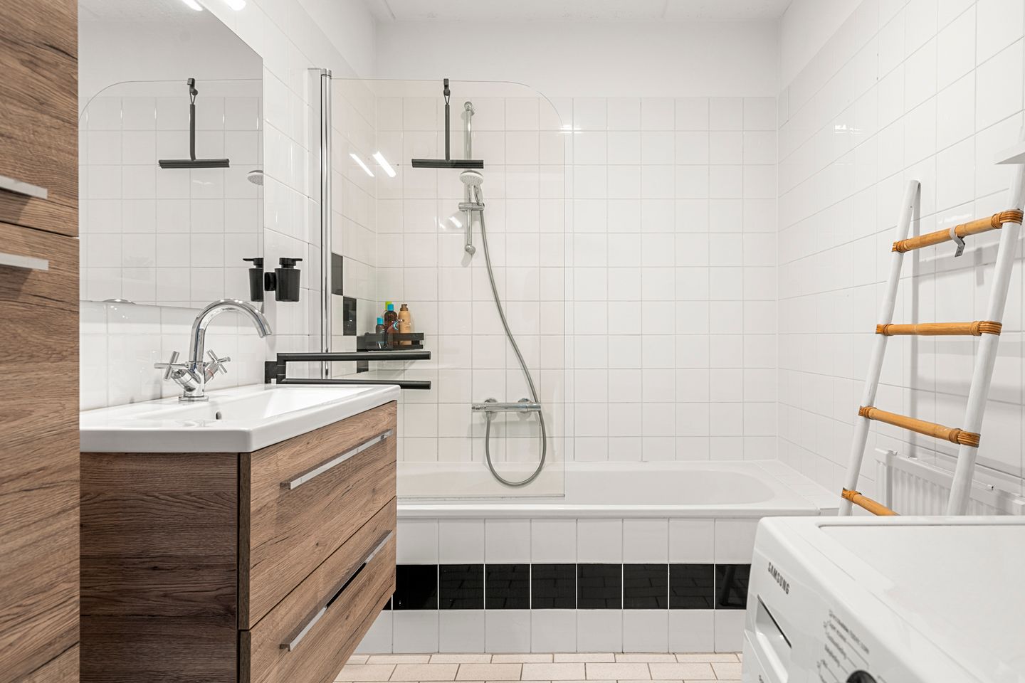 Foto 25 van Dorpsstraat 104-4