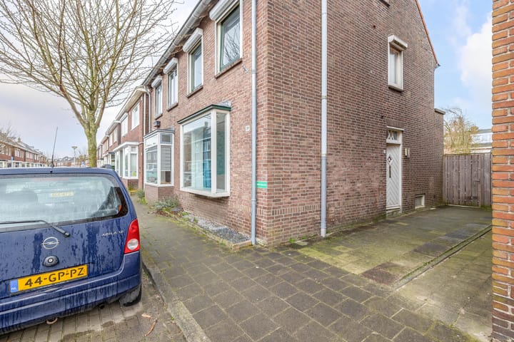 Foto 4 van Van Riebeekstraat 38