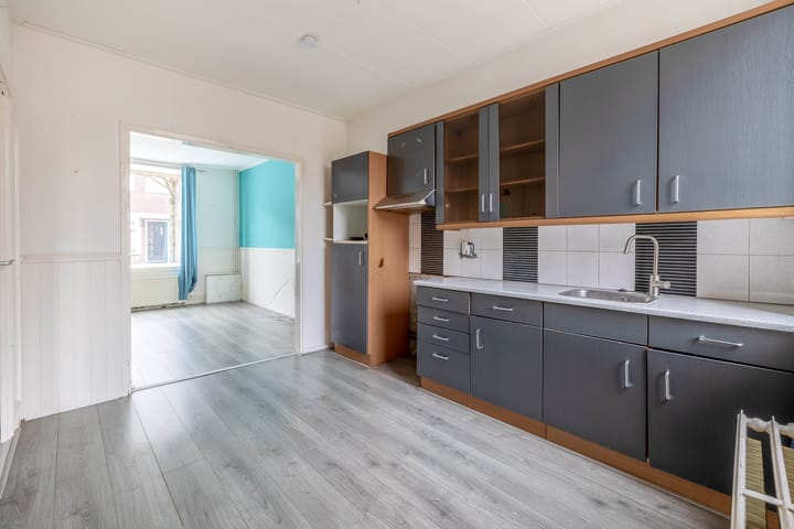 Foto 6 van Van Riebeekstraat 38