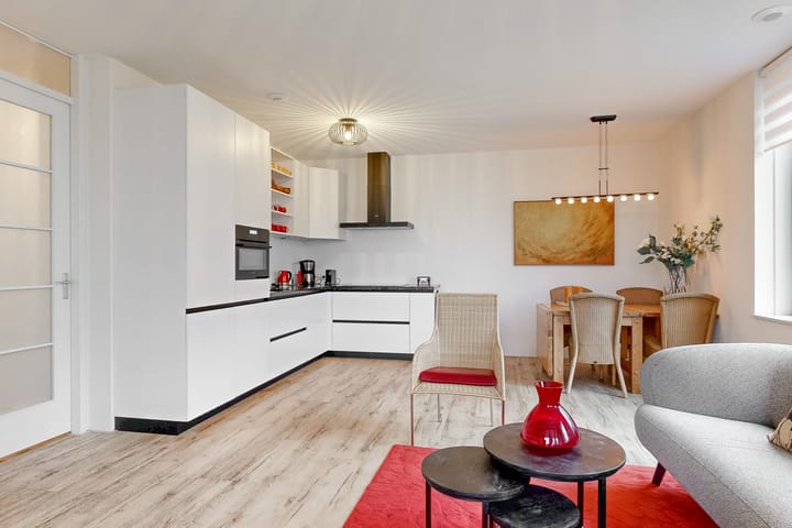 Foto 7 van De Gasperilaan 12