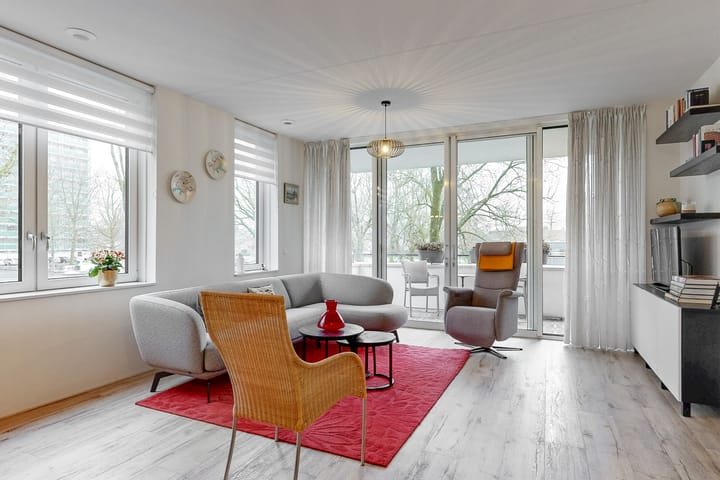 Foto 9 van De Gasperilaan 12