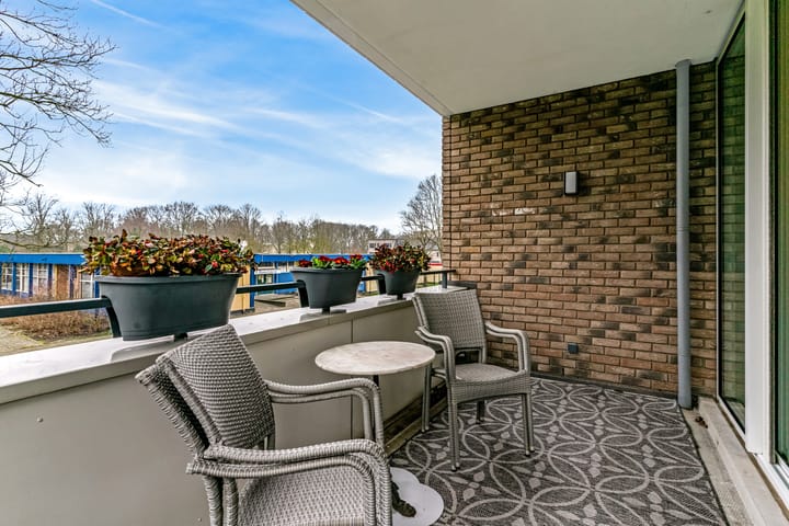 Foto 21 van De Gasperilaan 12