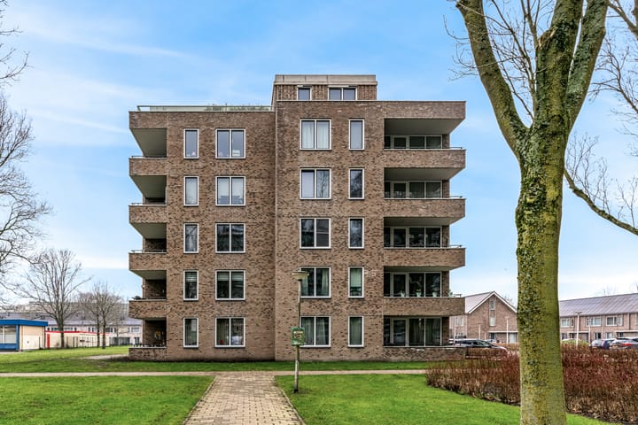 Foto 25 van De Gasperilaan 12