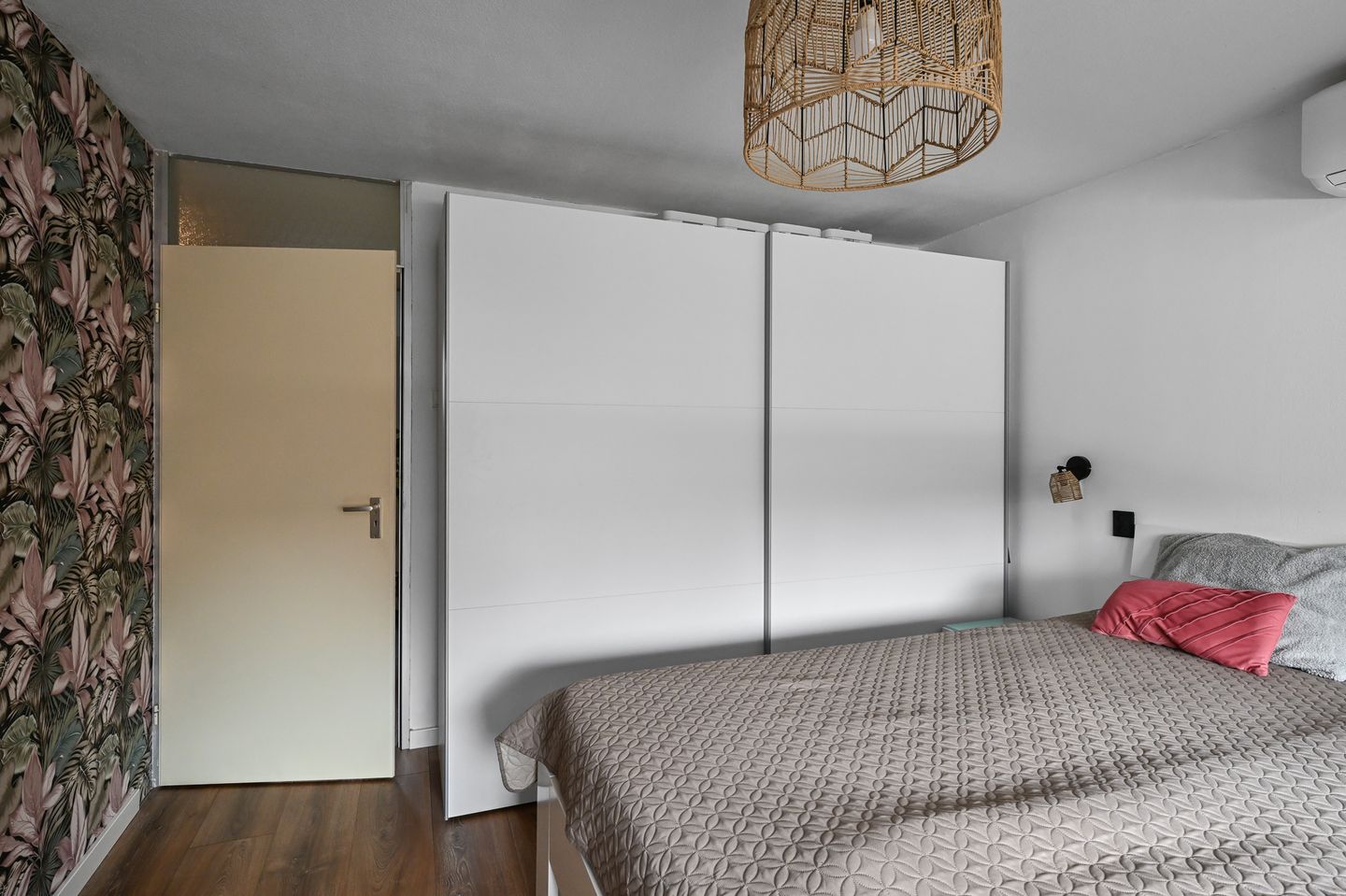 Foto 14 van Loodglans 58