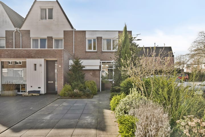 Foto 1 van Van Oosterzeestraat 12