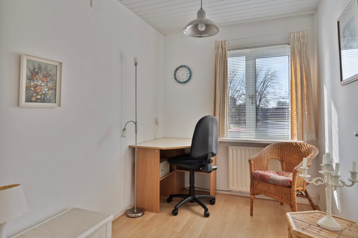 Foto 21 van Van Oosterzeestraat 12